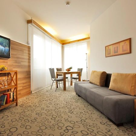 Petul Apart Hotel Am Ruhrbogen Бохум Экстерьер фото
