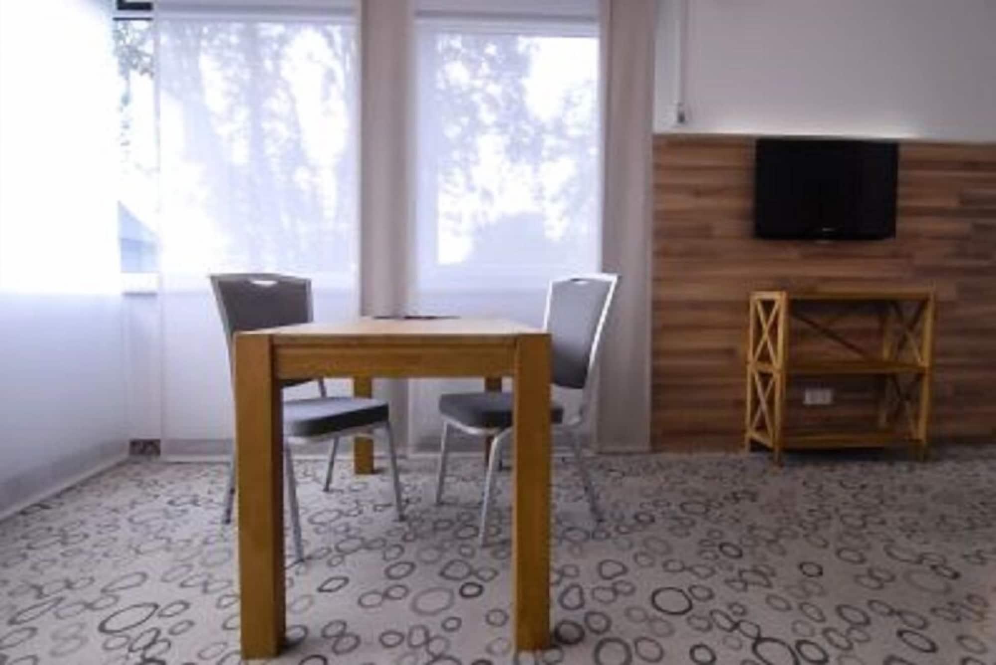 Petul Apart Hotel Am Ruhrbogen Бохум Экстерьер фото