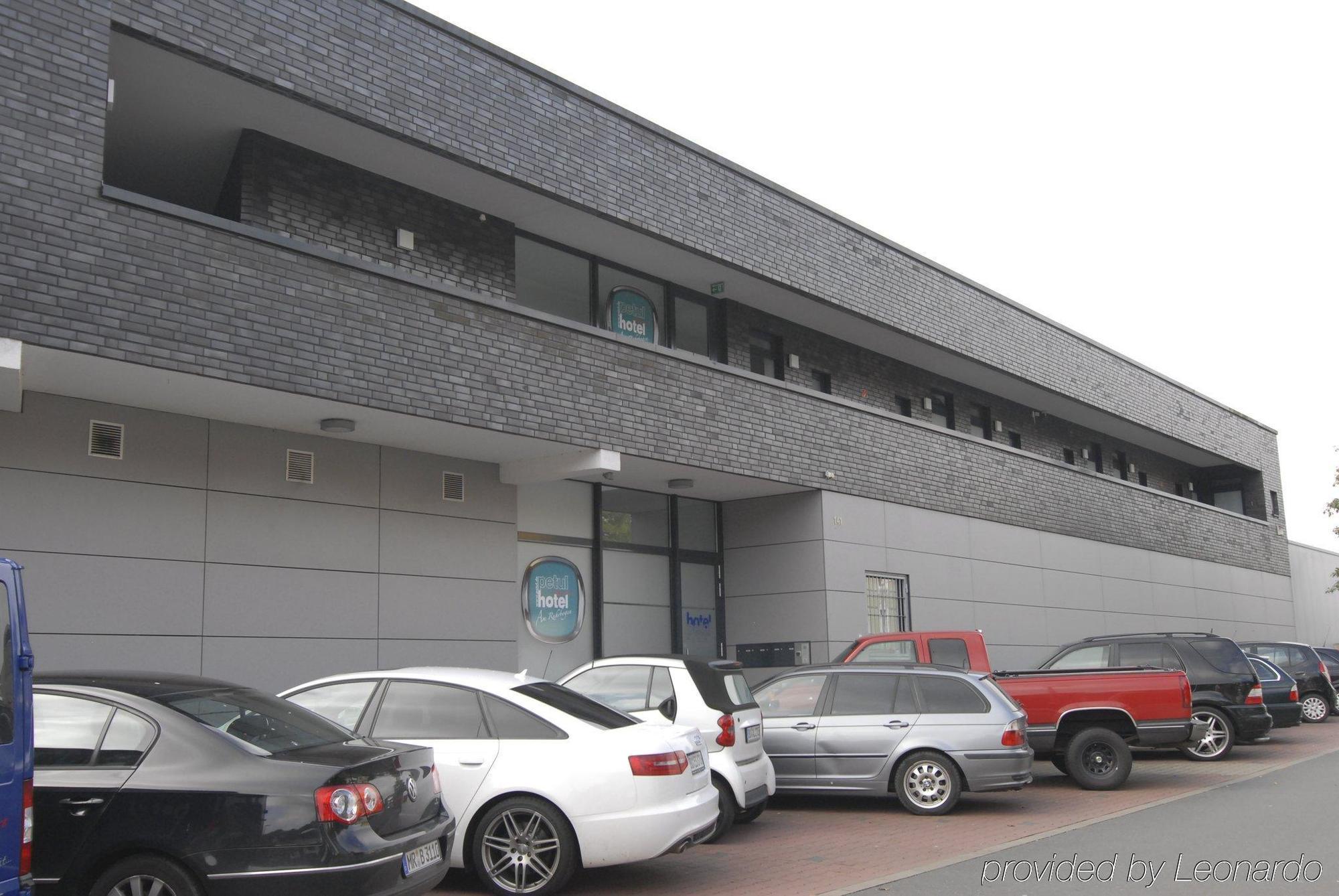 Petul Apart Hotel Am Ruhrbogen Бохум Экстерьер фото