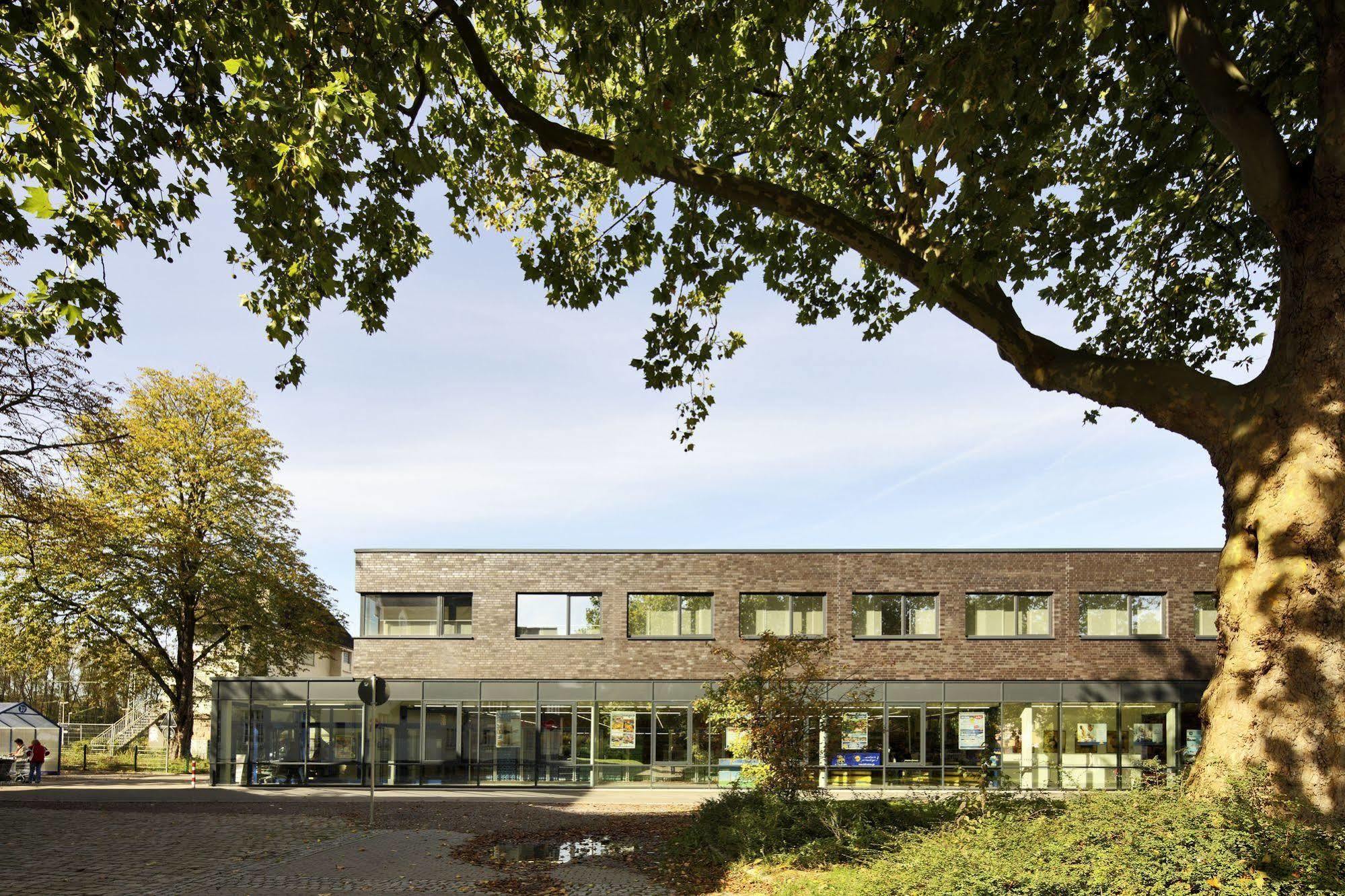 Petul Apart Hotel Am Ruhrbogen Бохум Экстерьер фото